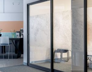 pintu otomatis kaca