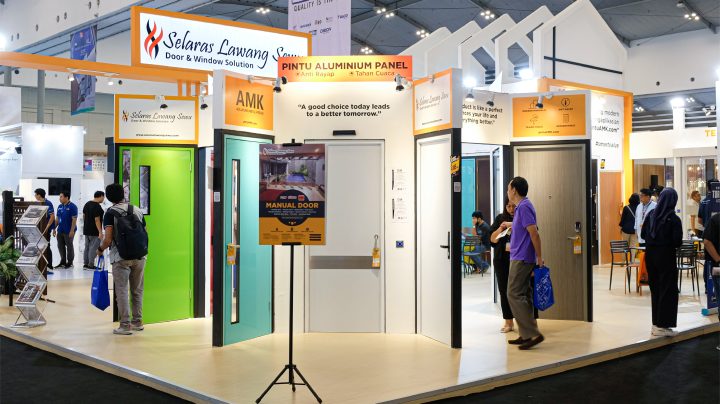 Display Pintu Aluminium AMK Indobuildtech 2023